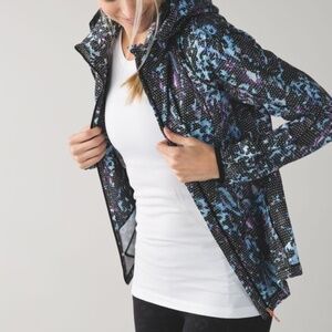 Lululemon Athletica Back Pack It Jacket Weather-Resistant